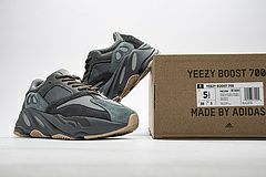 Picture of Yeezy 700 _SKUfc4221037fc